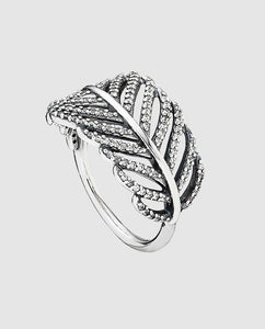 Anillo Hojas brillantes